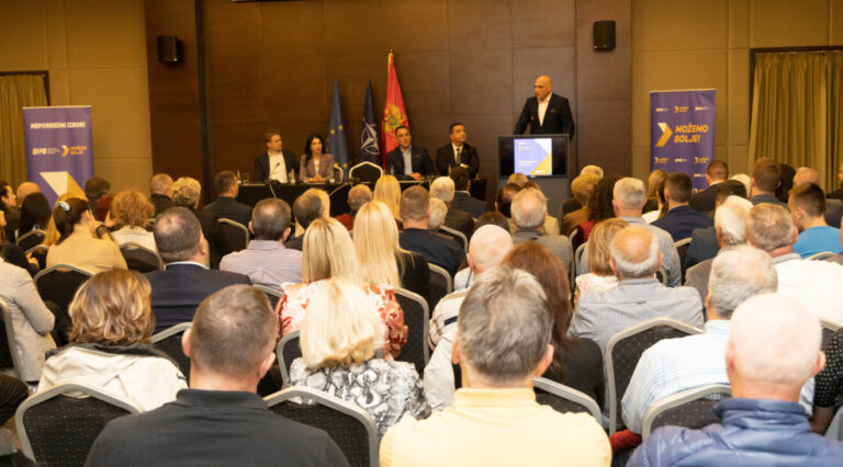 Održana tribina u Podgorici: DPS će opet biti lokomotiva Crne Gore na putu ka EU