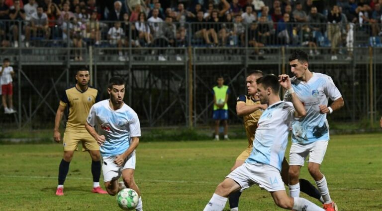 Još jedna ružna slika u crnogorskom fudbalu: Pogledajte nemile scene nakon meča u Kotoru