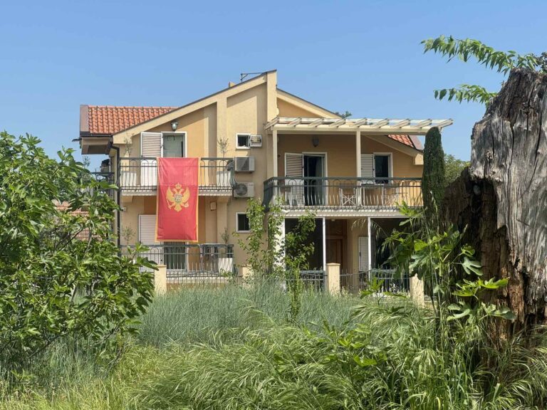 SPO pretresa kuću Lazovića u Podgorici