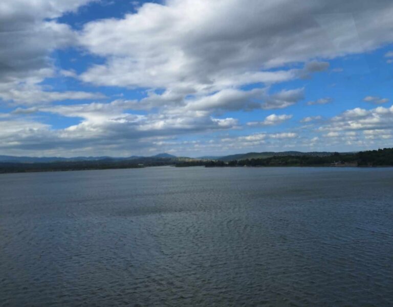 DO 27 STEPENI: Oblačno sa sunčanim periodima