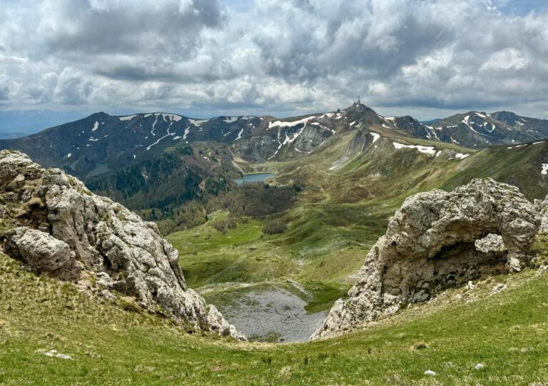 Danas oblačno sa sunčanim intervalima, poslijepodne kiša