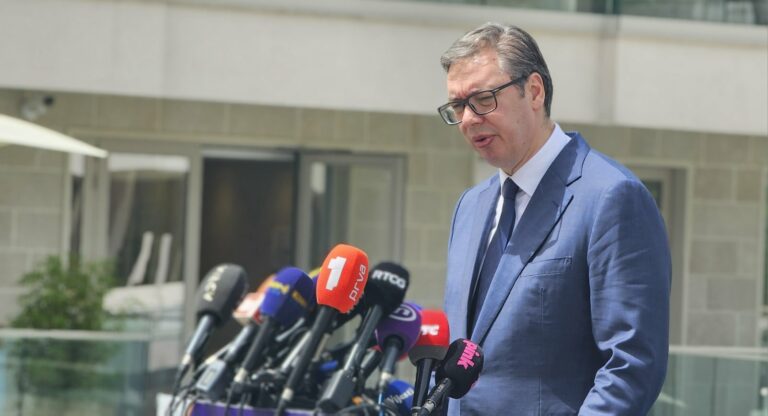 Vučić: Ustav se ne mijenja, predsjednik će biti neko drugi, za premijera ćemo da vidimo
