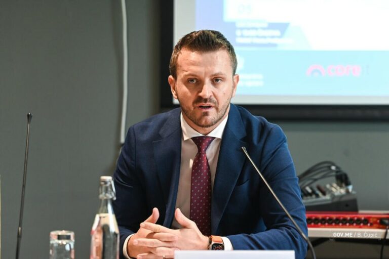 PREDLOG MINISTARSTVA: Bez osam hiljada stanovnika nema statusa opštine