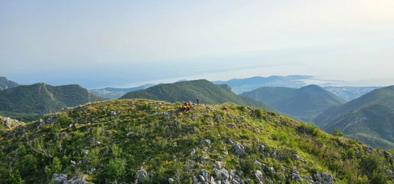 VOJSKA CRNE GORE: Helikopterski spasioci evakuisali povrijeđenog državljanina Srbije
