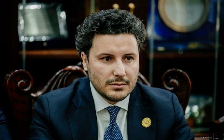 OSNOVNI SUD U BARU: Abazović optužio Pavićevića, Grozdanića i Đuranovića za tekstove na portalu Udar