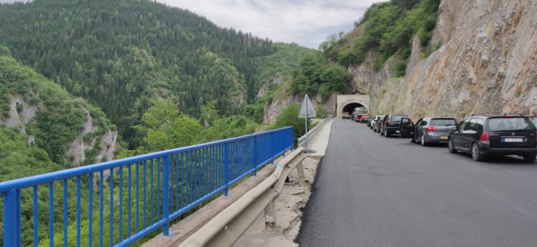 Radovi na više dionica: Na ovim putevima su povremene obustave saobraćaja