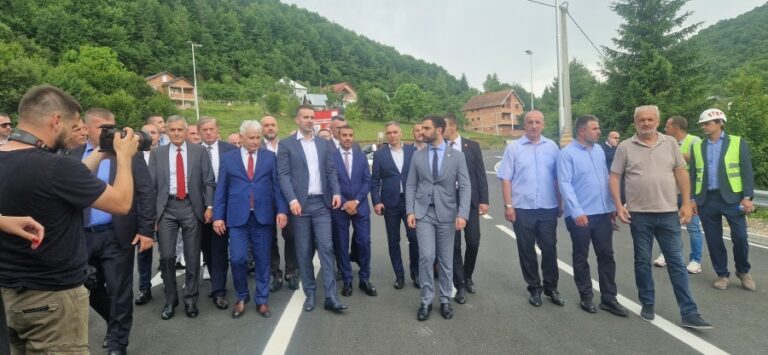 Spajić i Radulović ozvaničili završetak obnove dionice puta Rožaje-Špiljani