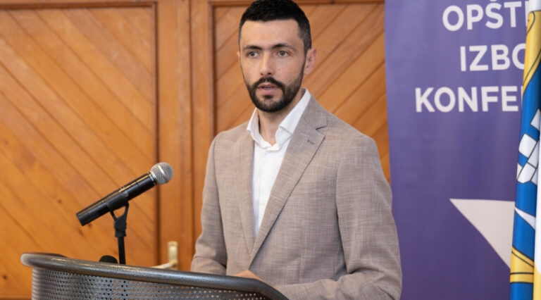 Živković u Herceg Novom: Nema cijene za koju bi DPS prodala tekovine prethodnih generacija