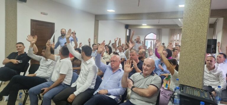 ODLUKA GLAVNOG ODBORA: BS-u četiri ministarstva i mjesto potpredsjednika Vlade