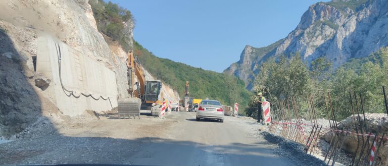 Stanje na putevima: Na ovim dionicama su radovi