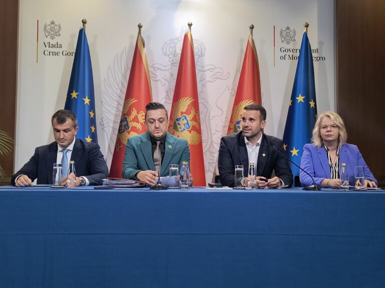 Vuković: Hitno usvojiti budžet i odluku o zaduživanju, na naplatu stiže 500 miliona eura