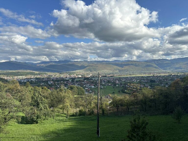 Na jugu pretežno sunčano, na sjeveru promjenljivo oblačno