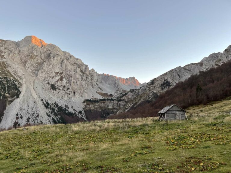 Sunčano uz povremenu oblačnost, do 16 stepeni