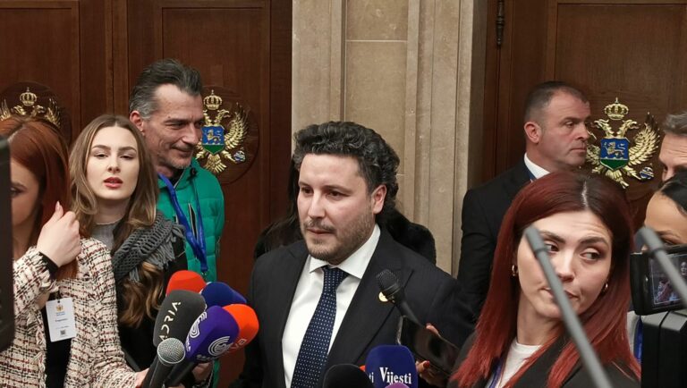 Abazović: Nikola Mugoša je Mirjana Pajković Ustavnog suda