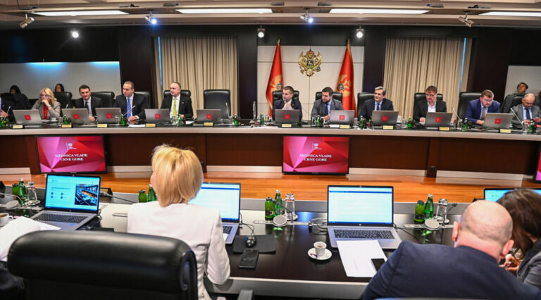 Vlada: Svi članovi na vrijeme upoznati o sporazumima sa UAE, nema mjesta za nerazumijevanja