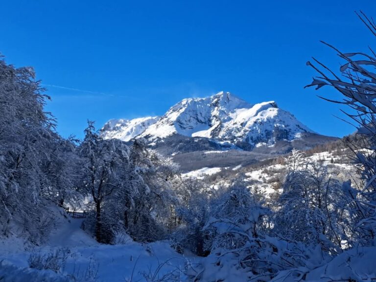 Danas kalendarski počinje zima