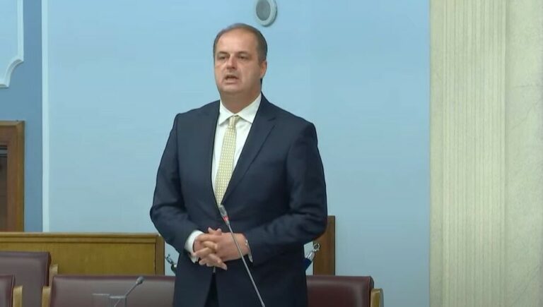 Nimanbegu: Ako se ne poništi tender, pozvaću ministre iz albanskih partija da izađu iz Vlade