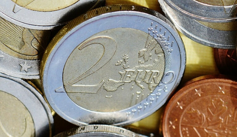 Za 15 dana otkriveno 200 lažnih kovanica od dva eura