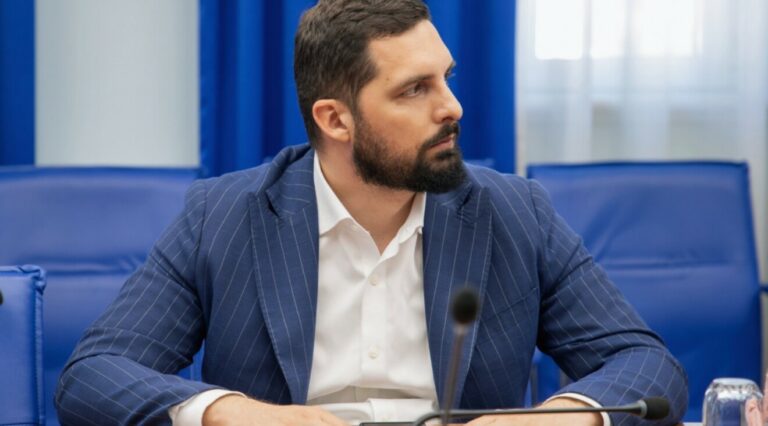 Leković: Đukanovićevo odbijanje da se pojavi na Odboru kukavički čin