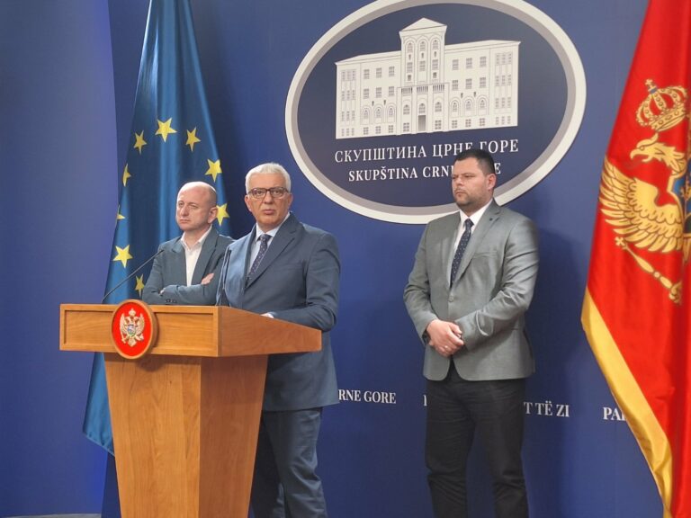 Mandić: Danas Crna Gora slavi titulu, koju je za Nikšić osvojio tim predvođen najboljim mladim političarem u zemlji