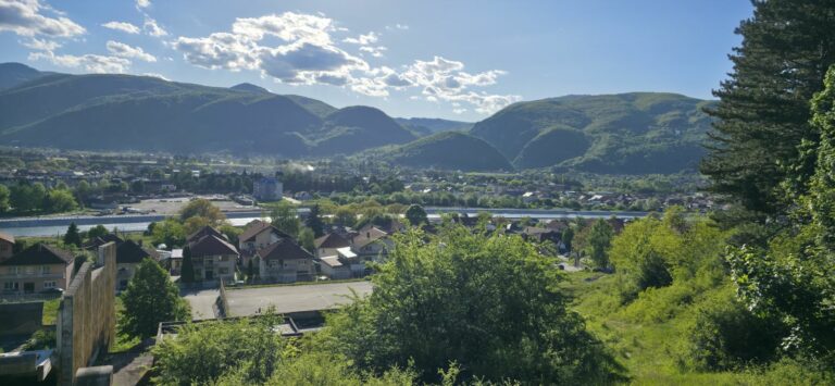 Pretežno sunčano, vjetar će oslabiti