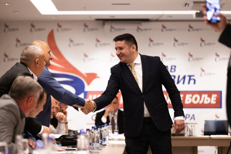 DAJKOVIĆ ZA NAJNOVIJE: RADUJE ME PAD PODRŠKE NATO SAVEZU U CRNOJ GORI, NADAM SE DA SAM DOPRINIO TOME