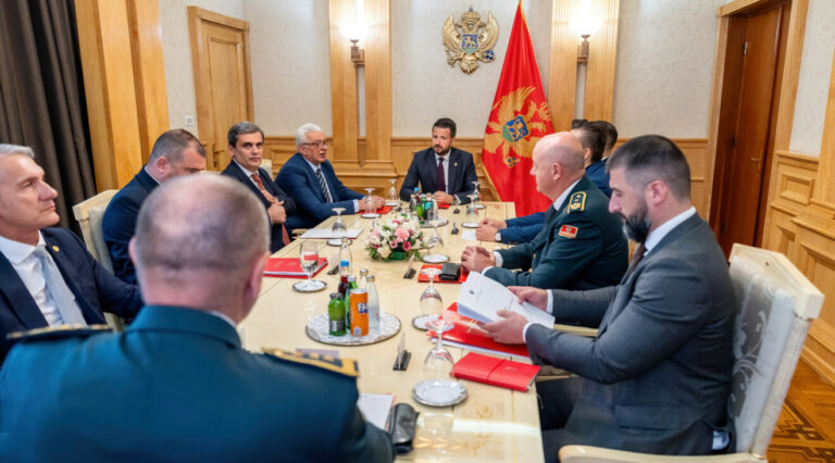 Razriješen general Lazarević, imenovan Vuksanović