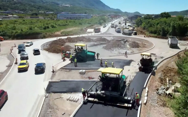 Najnoviji snimci: Evo dokle su stigli radovi na bulevaru Jaz – Tivat (VIDEO)