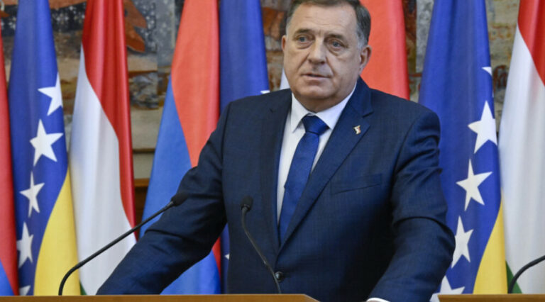 Dodik se oglasio nakon odluke CIK-a: Još jedno sra**e iz Sarajeva
