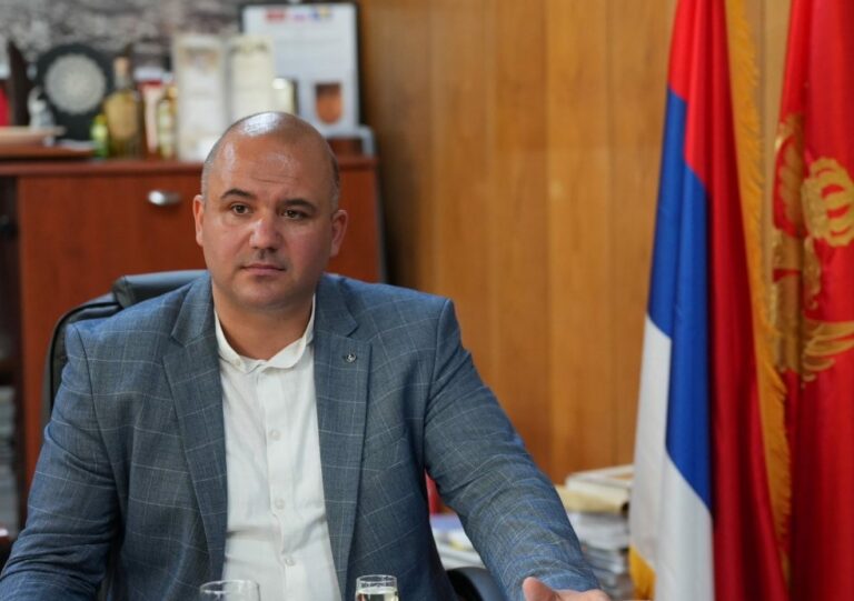 Vraneš: Parlamentarna većina i koalicija ZBCG se moraju sačuvati zbog srpskog naroda