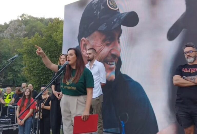 Protest uz slike Nena Kaluđerovića, osude NVO sektora izostale
