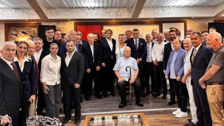 Ibrahimović u Istanbulu: Bošnjaci iz dijaspore ključni za Crnu Goru