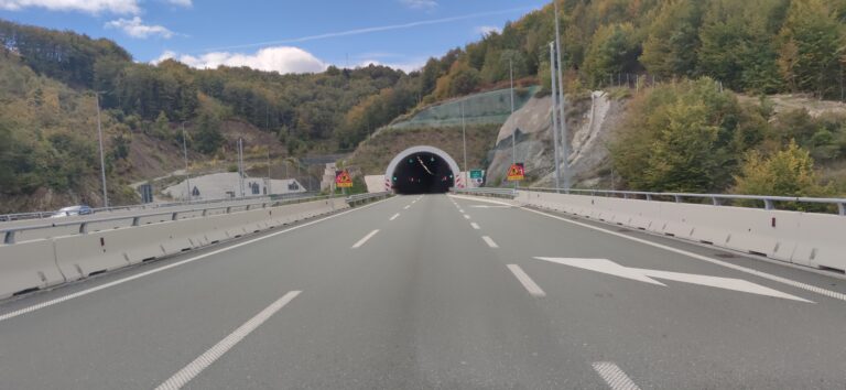 Uhapšen Podgoričanin, auto-putem vozio skoro 200 km/h