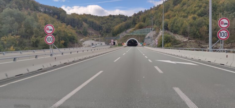 Podaci Monteputa: Auto-putem od početka godine prošlo preko 700 hiljada vozila