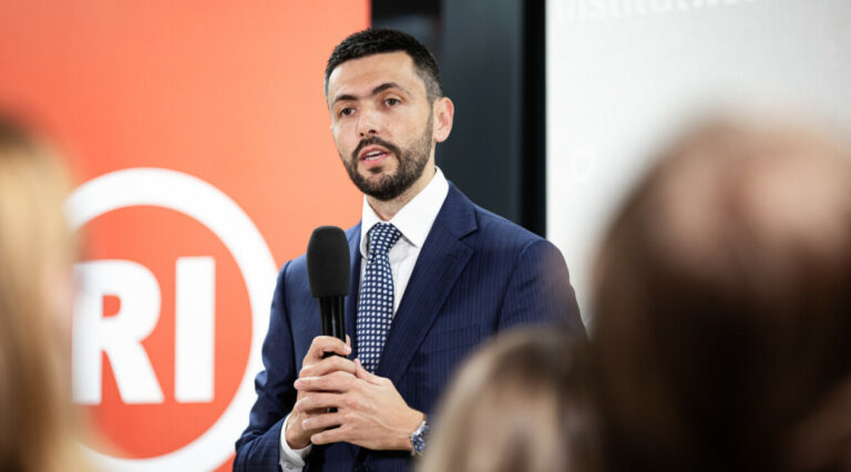 Živković u Beču: DPS spremna da sa međunarodnim partnerima zaštiti građanske slobode i spriječi dalje demokratsko nazadovanje