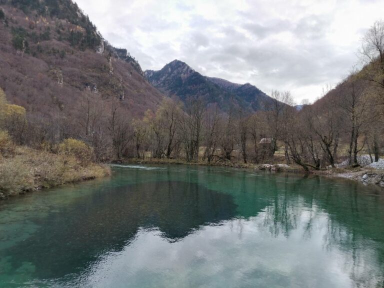 Na jugu povremeno kiša, na planinama će biti i snijega