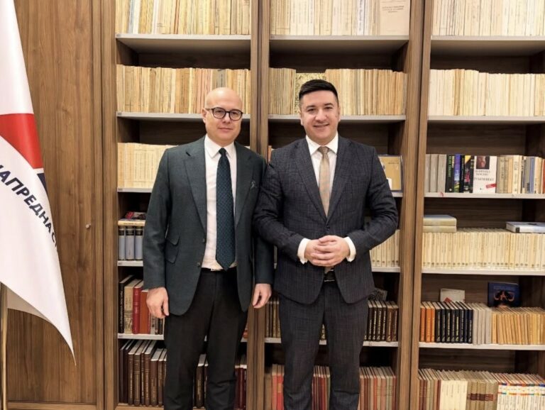 Dajković kod Vučevića: Srbija će uvijek podržavati srpski narod u Crnoj Gori u borbi za njihova prava