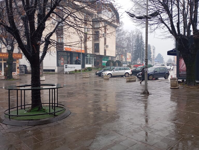 Danas pljuskovi, grmljavina i osjetan pad temperature, na sjeveru snijeg