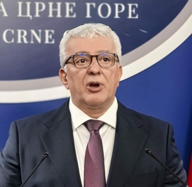 Mandić: Marković pokušava da disciplinuje i ućutka Skupštinu, tužilaštvo nije četvrta grana vlasti