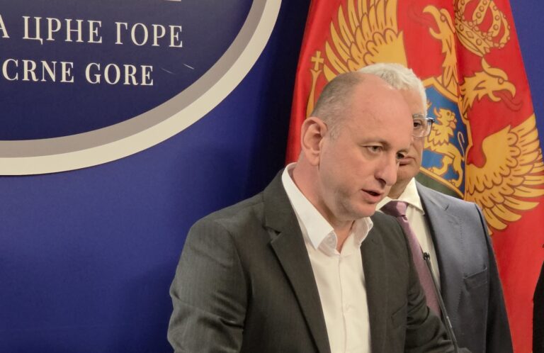 Knežević: Zeta je imala moralnu obavezu da izvuče nož iz leđa bratske Srbije