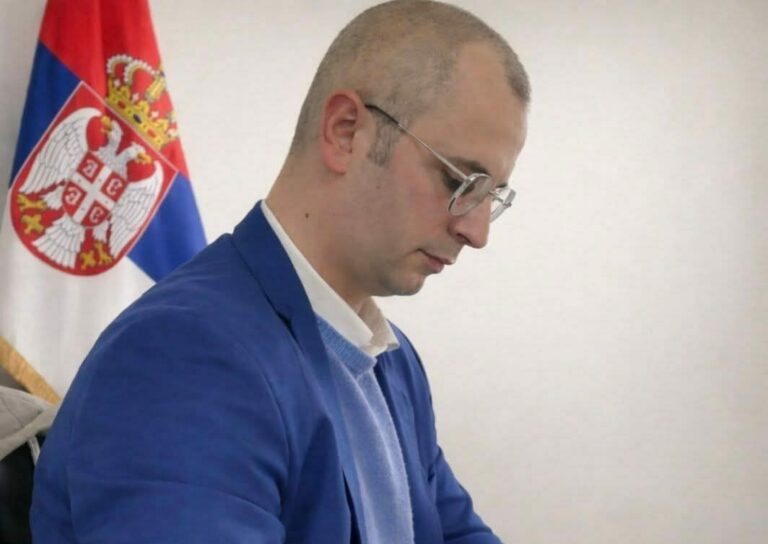 Spasoje Tomić: Podrška Vicelareviću, ovo je brutalan atak na slobodnu riječ i na novinarsku profesiju