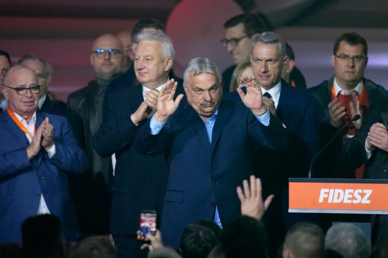 Orban priznao poraz, Tisa osvojila dvotrećinsku većinu u parlamentu