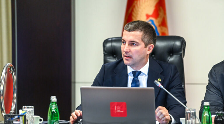 Bečić: Današnja akcija potvrda da je država odlučna da ide do kraja u obračunu sa organizovanim kriminalom