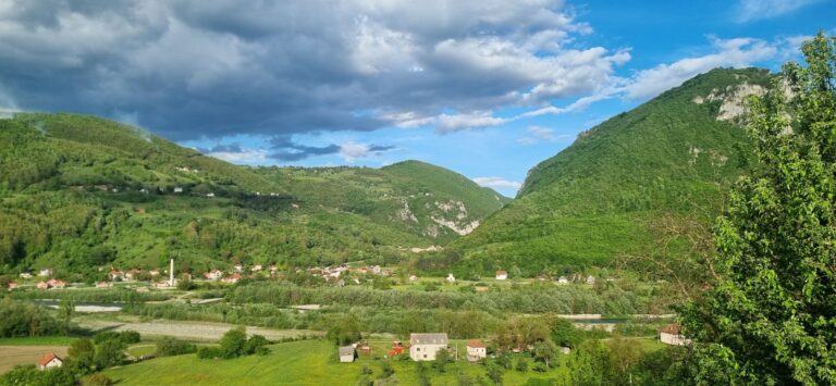 Povremeno sa slabom kišom, do 22 stepena