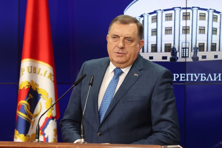 Dodik: Podgorica apsolutno pogriješila jer je zabranila ulazak građanima Srbije u Crnu Goru