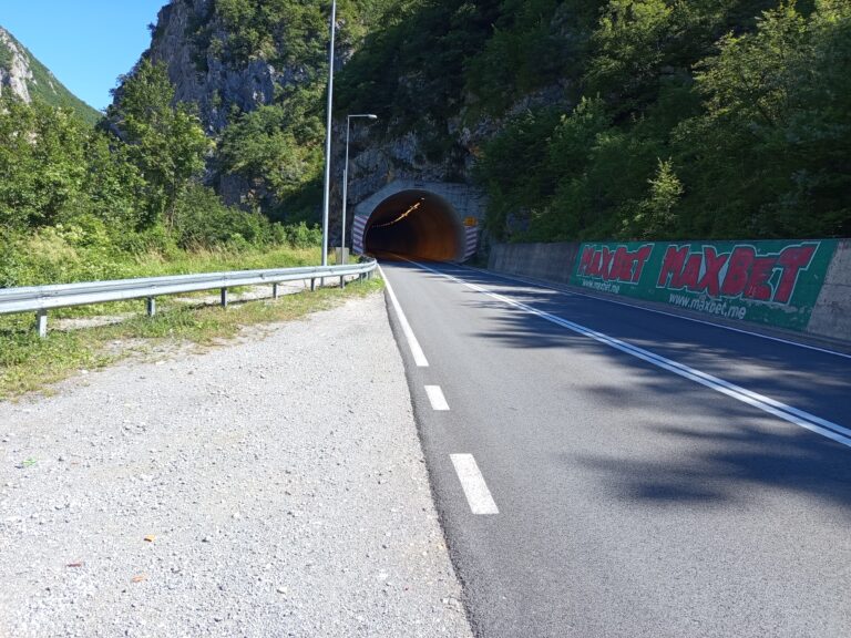 AMSCG: Povoljni uslovi za vožnju, oprez na dionicama gdje su radovi